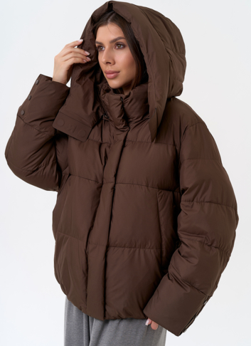Женский пуховик с капюшоном