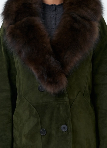 Женский пуховик из натуральной замши фото