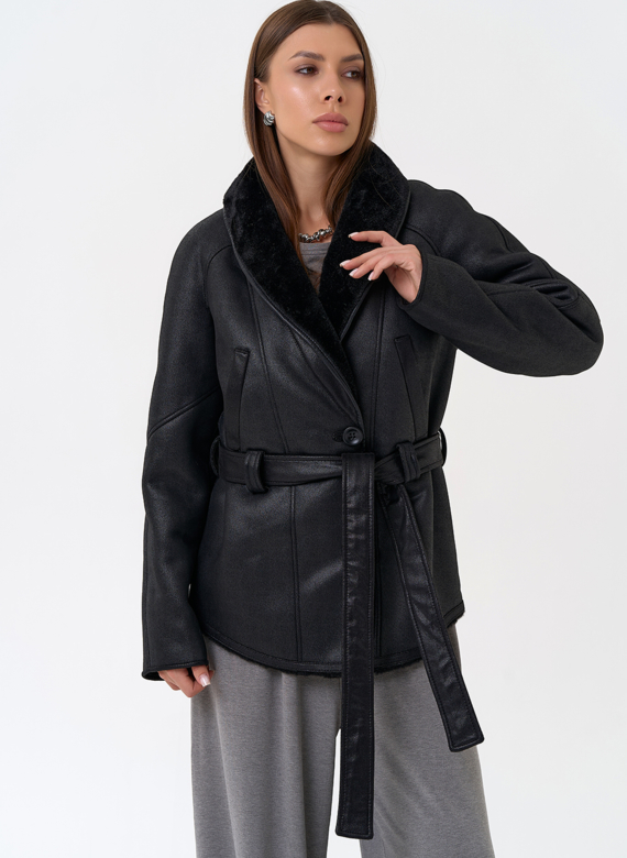 Женская дубленка из эко замши в стиле ретро