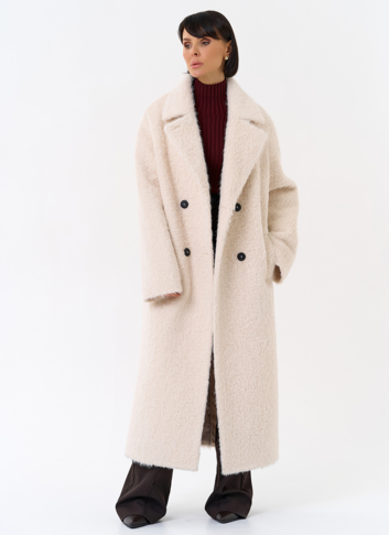 Утепленное женское пальто с английским воротником 