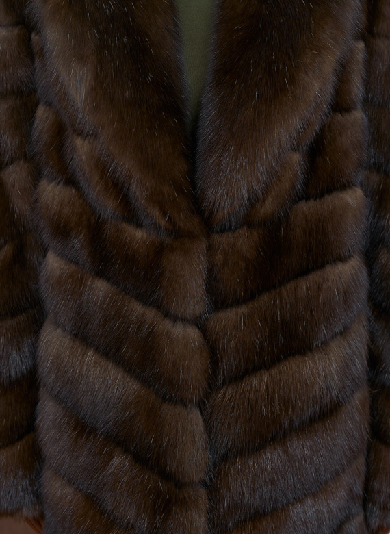 Женская шуба из соболя с воротником шаль