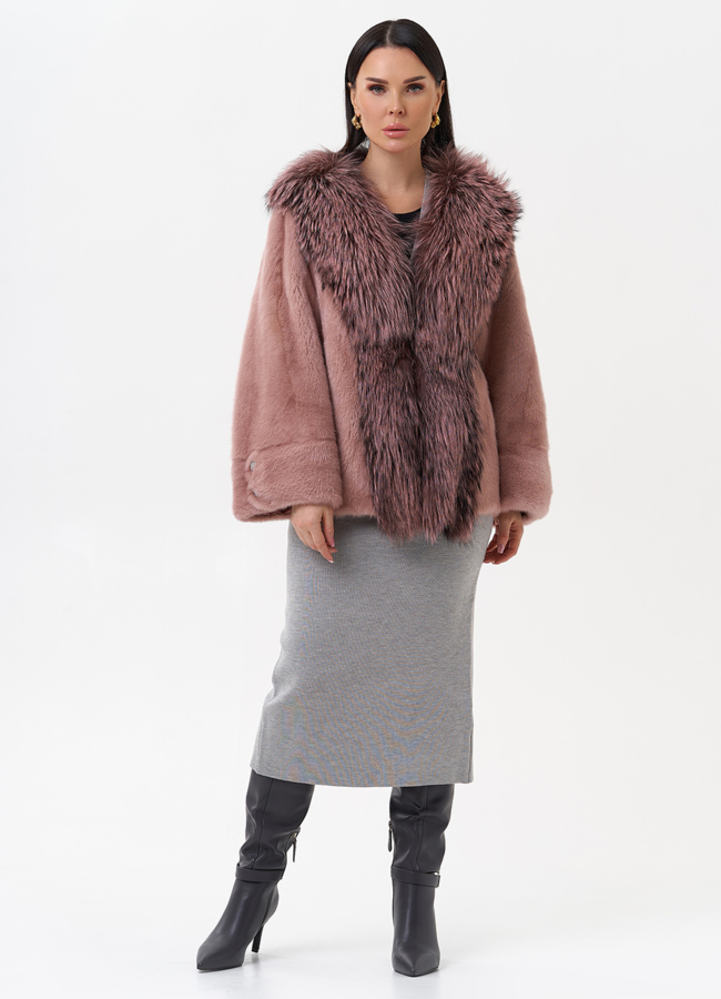 Короткая шуба из норки с чернобуркой модель № 28802 универмаг малина