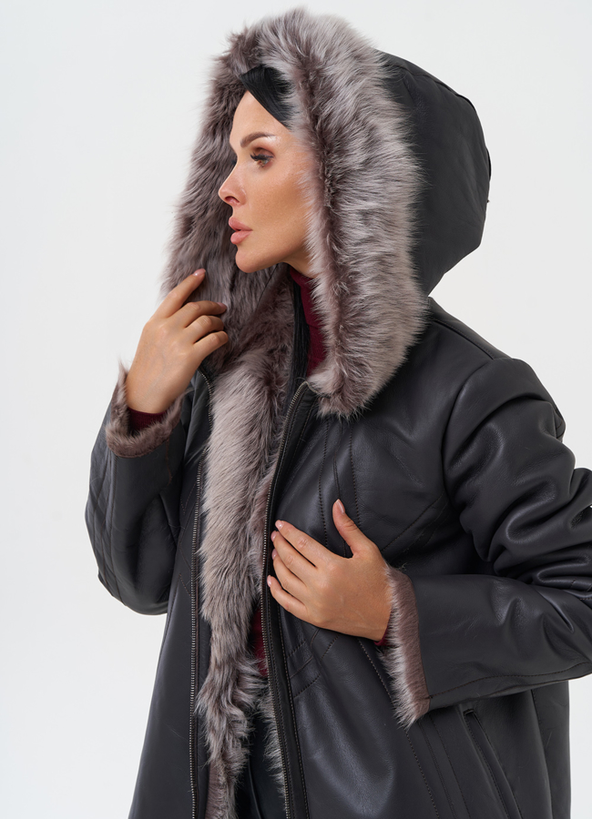 Дубленка с отделкой из тосканы с капюшоном модель № 28698 в рассрочку