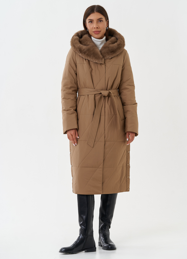 фото Пуховик с капюшоном из эко меха модель № 28400