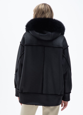 Женская дубленка из эко кожи с капюшоном