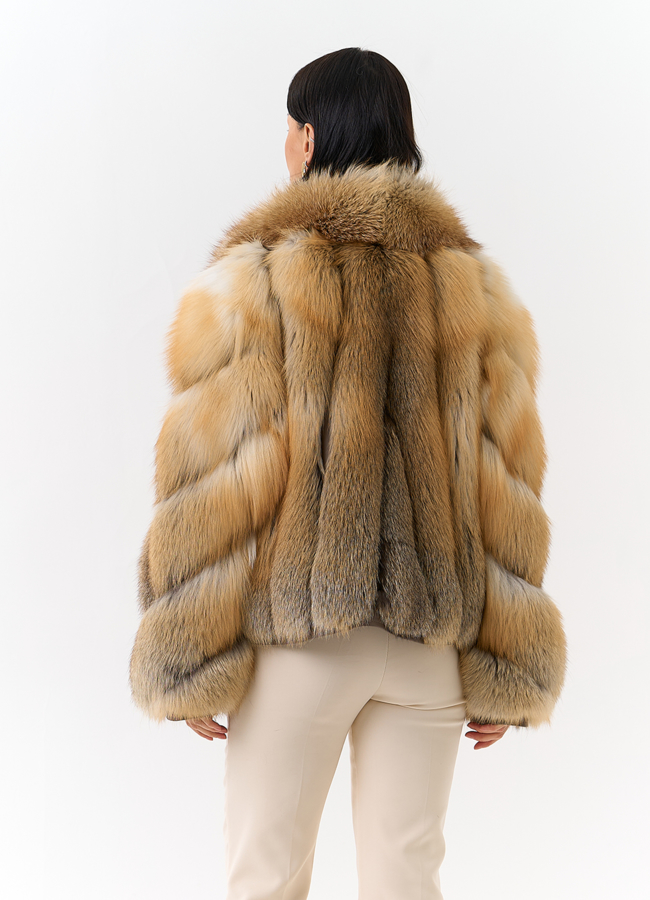 фото Укороченная шуба из меха рыжей лисы модель № 32501