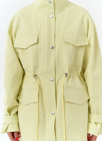 Женская ветровка с воротником стойкой