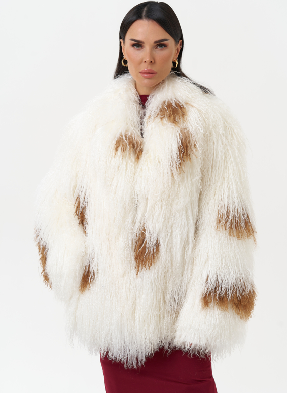 Женская шуба из меха ламы