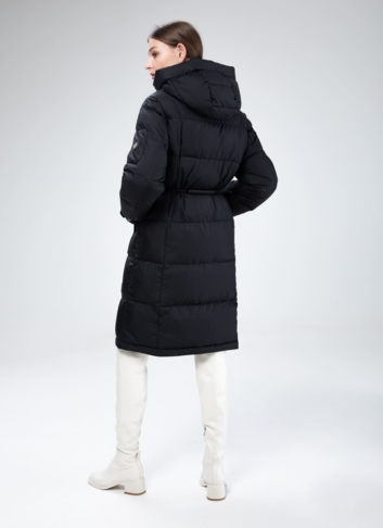 Женский пуховик с капюшоном 