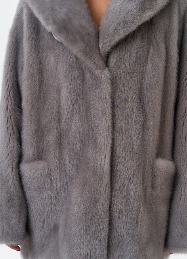 Женская норковая шуба с капюшоном  модель № 28786 универмаг малина